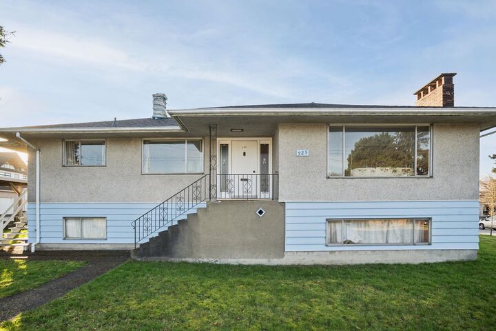 Property Photo: 925 Nanaimo Street BC V5L 4T1