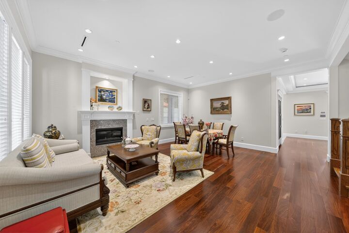 Property Photo: 3285 W 12th Avenue BC V6K 2R8