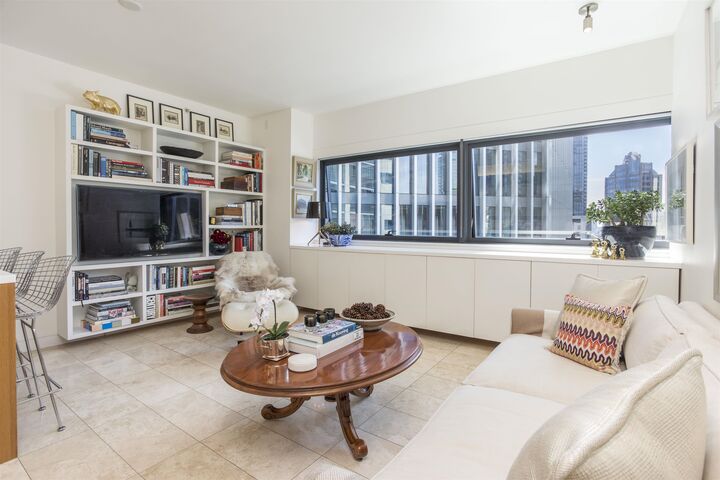 838 W Hastings Street 1906 — photo 1