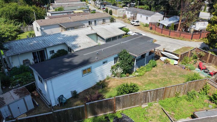 4514 Sunshine Coast Highway 1 — photo 1