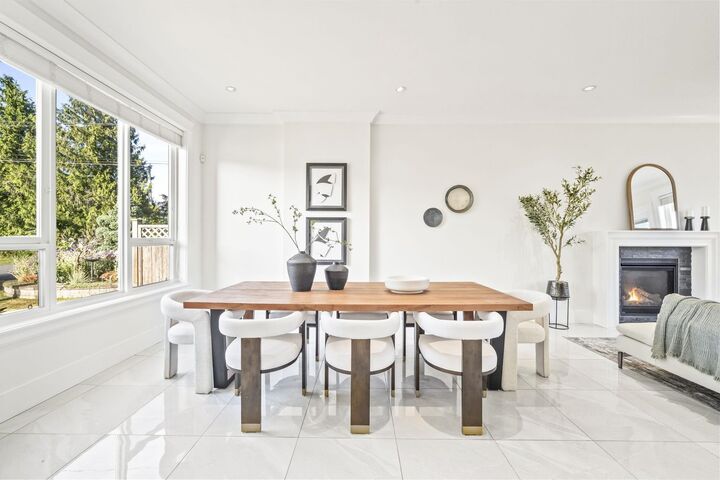 Property Photo: 6114 49B Avenue BC V4K 1Z8