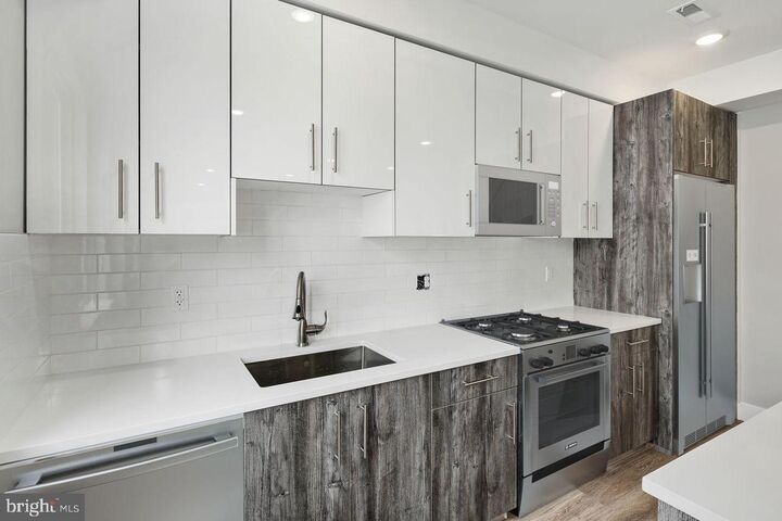 Property Photo:  2348 Mountain Street  PA 19145 