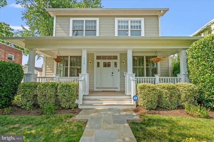 Property Photo:  508 E Custis Avenue  VA 22301 