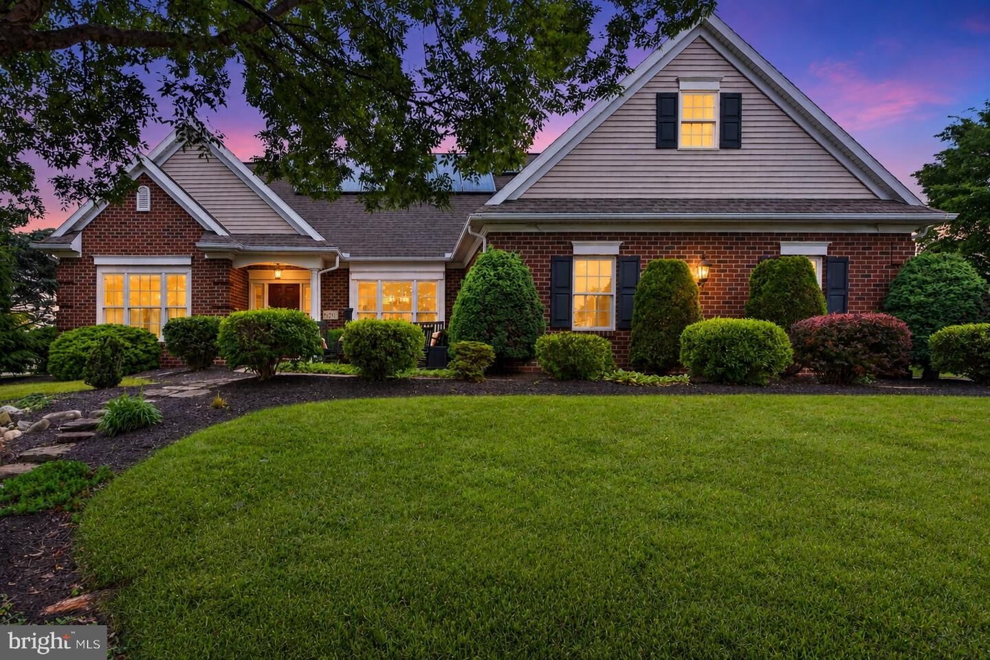 Property Photo: 804 Shore Landing Dr PA 17046