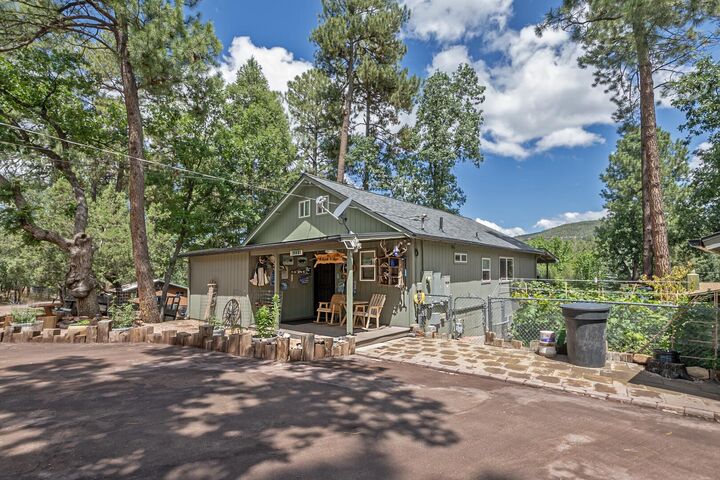 Property Photo:  8226 W Bonnie Brae Drive  AZ 85544 