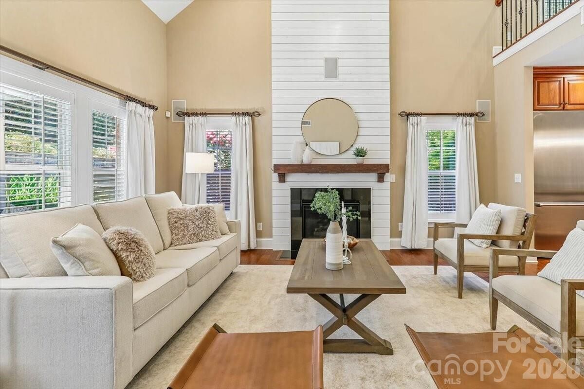 Property Photo:  5125 Pansley Drive  NC 28226 