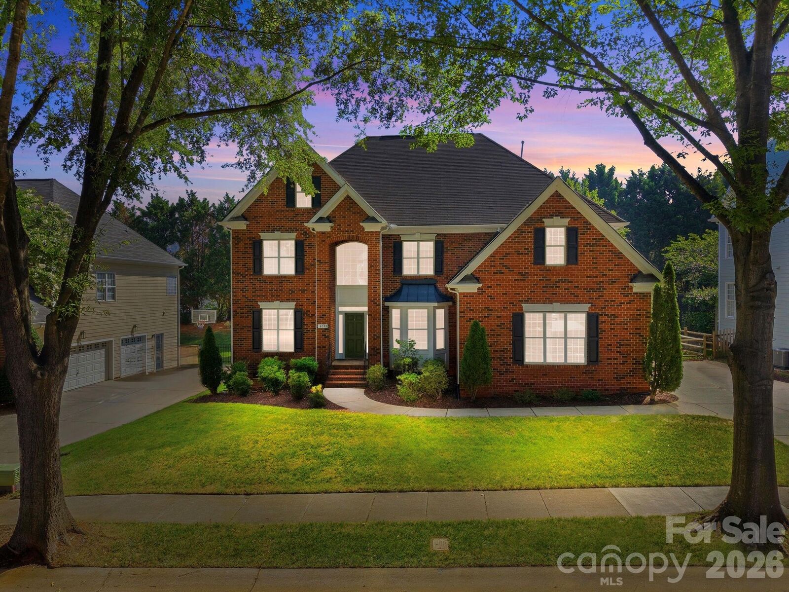 Property Photo:  16308 Hallaton Drive  NC 28078 