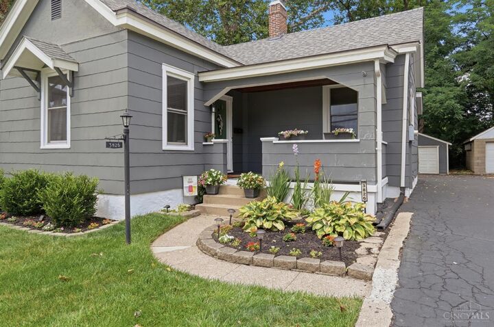 Property Photo: 3826 Watterson Road OH 45227