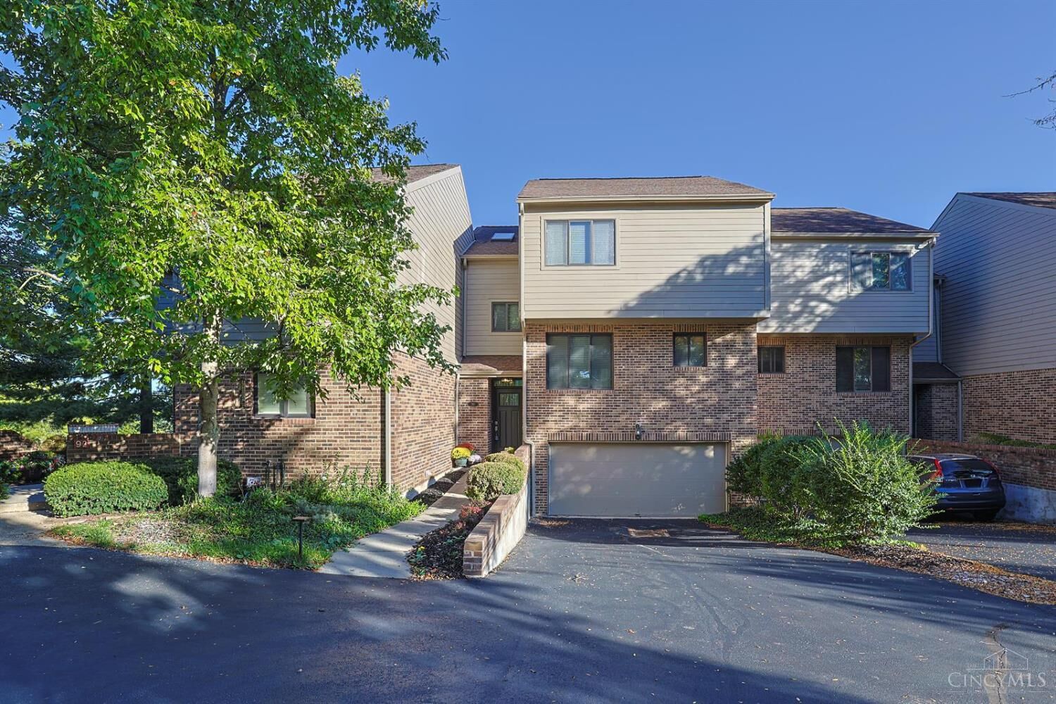 Property Photo:  90 Carpenters Ridge  OH 45241 