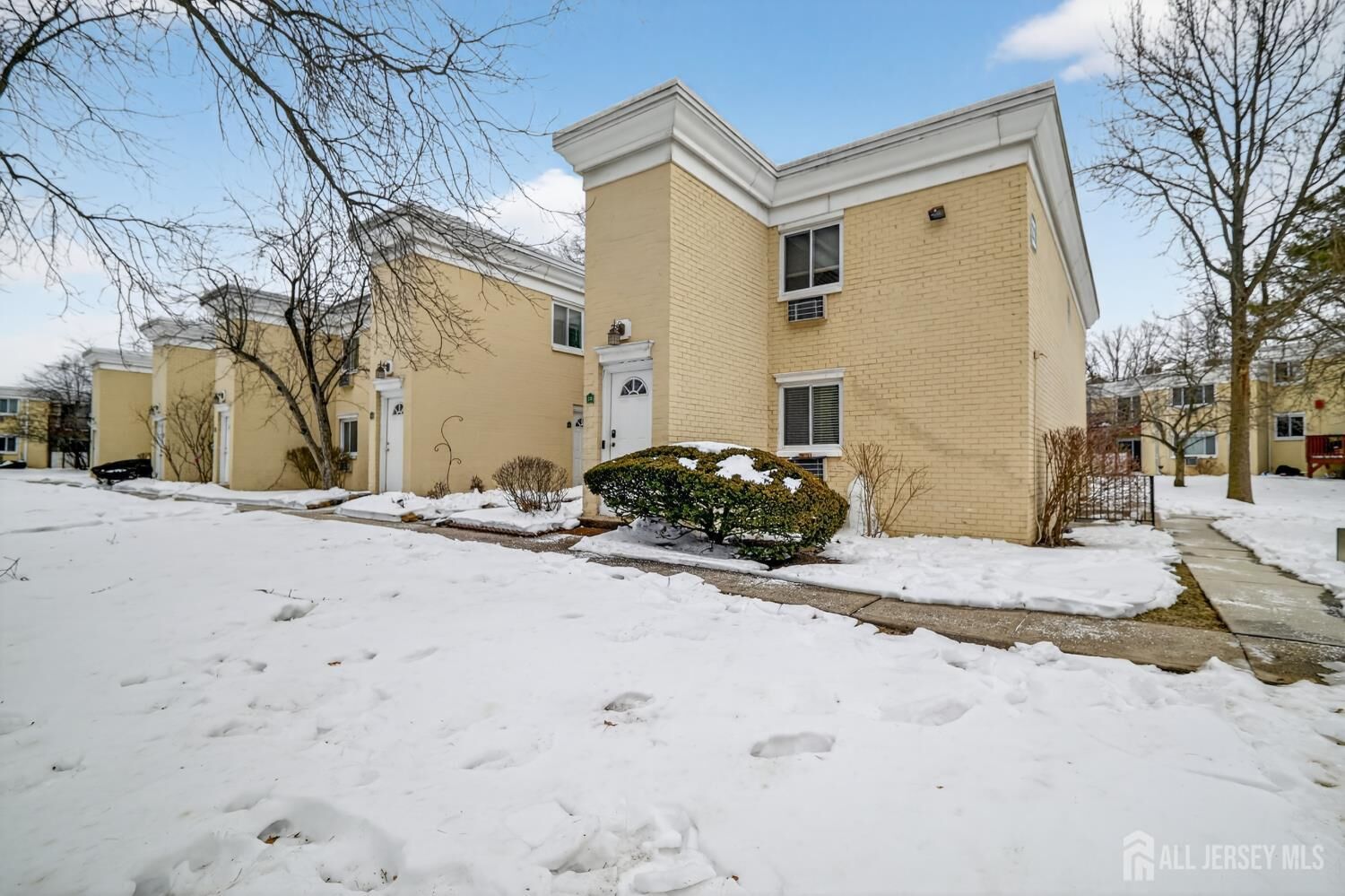Property Photo: 22 Lake Avenue 5A NJ 08816