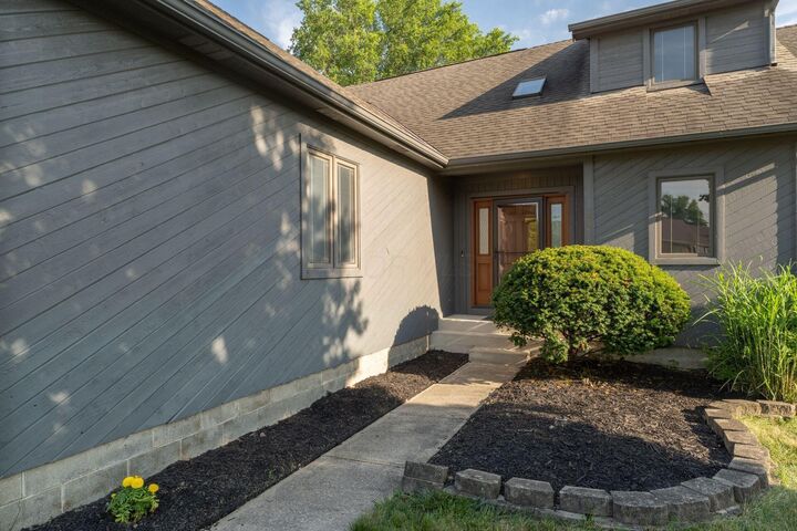 Property Photo: 6279 Little Deer Lane OH 43213