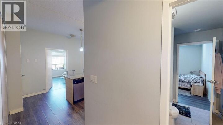 Property Photo: 318 Spruce Street 1505 ON N2L 0E9