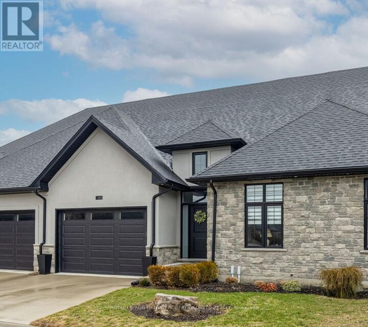 Property Photo: 9861 Glendon Drive 122 ON N0L 1R0