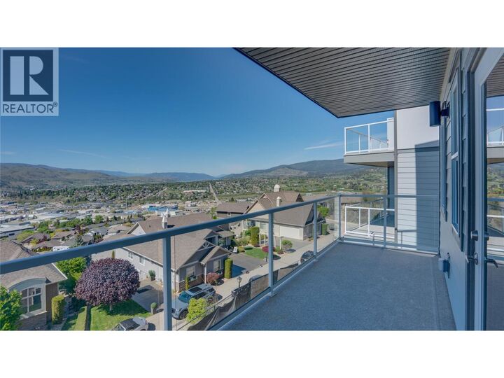 Property Photo:  1050 Mt. Revelstoke Place 4  BC V1B 2N4 