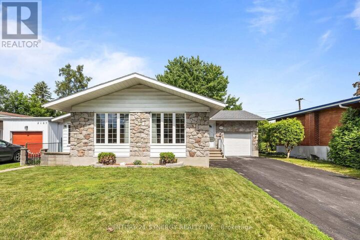 2201 Haig Drive — photo 1