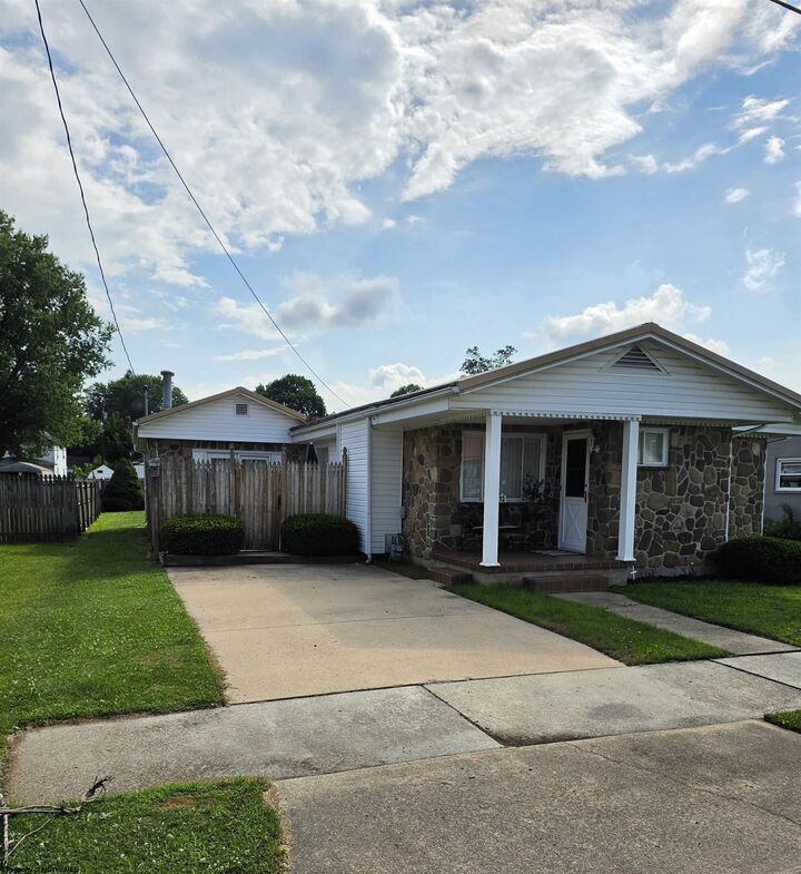 Property Photo:  112 Sixteenth Street  WV 26241 