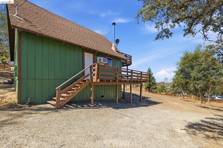 Property Photo: 13575 Colina Way CA 95329