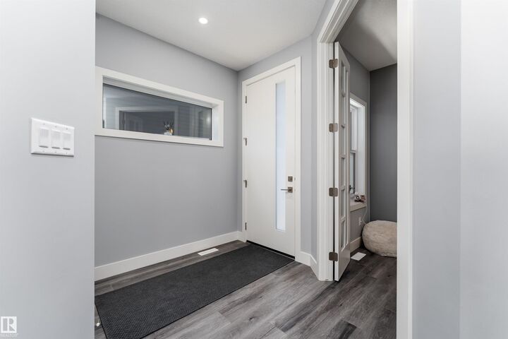 Property Photo: 18 Kiwyck Link AB T7X 3G7