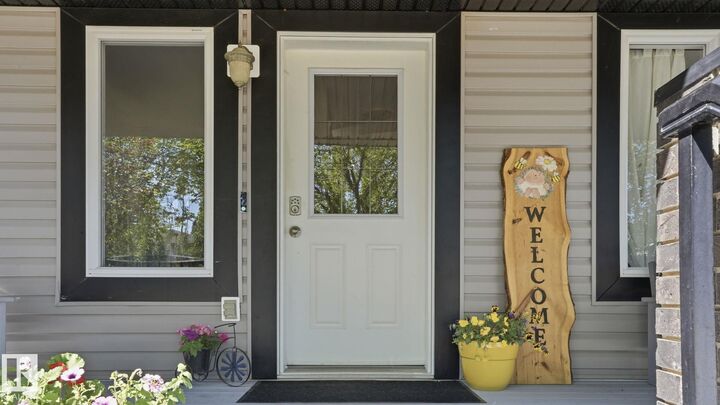 Property Photo: 61 Spruce Village Drive AB T7X 0H1