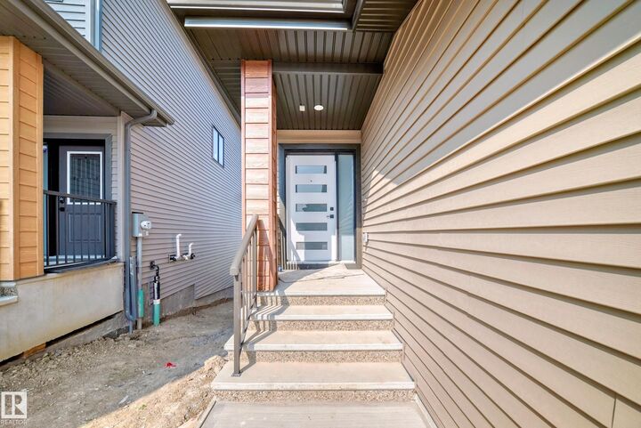 Property Photo:  14 Tenuto Link  AB T7X 4E2 