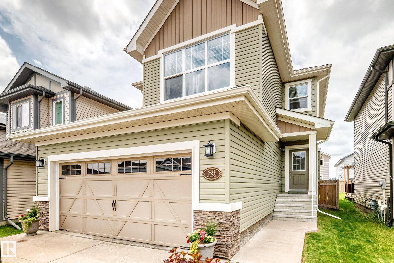 Property Photo:  89 Spring Gate  AB T7X 0S6 