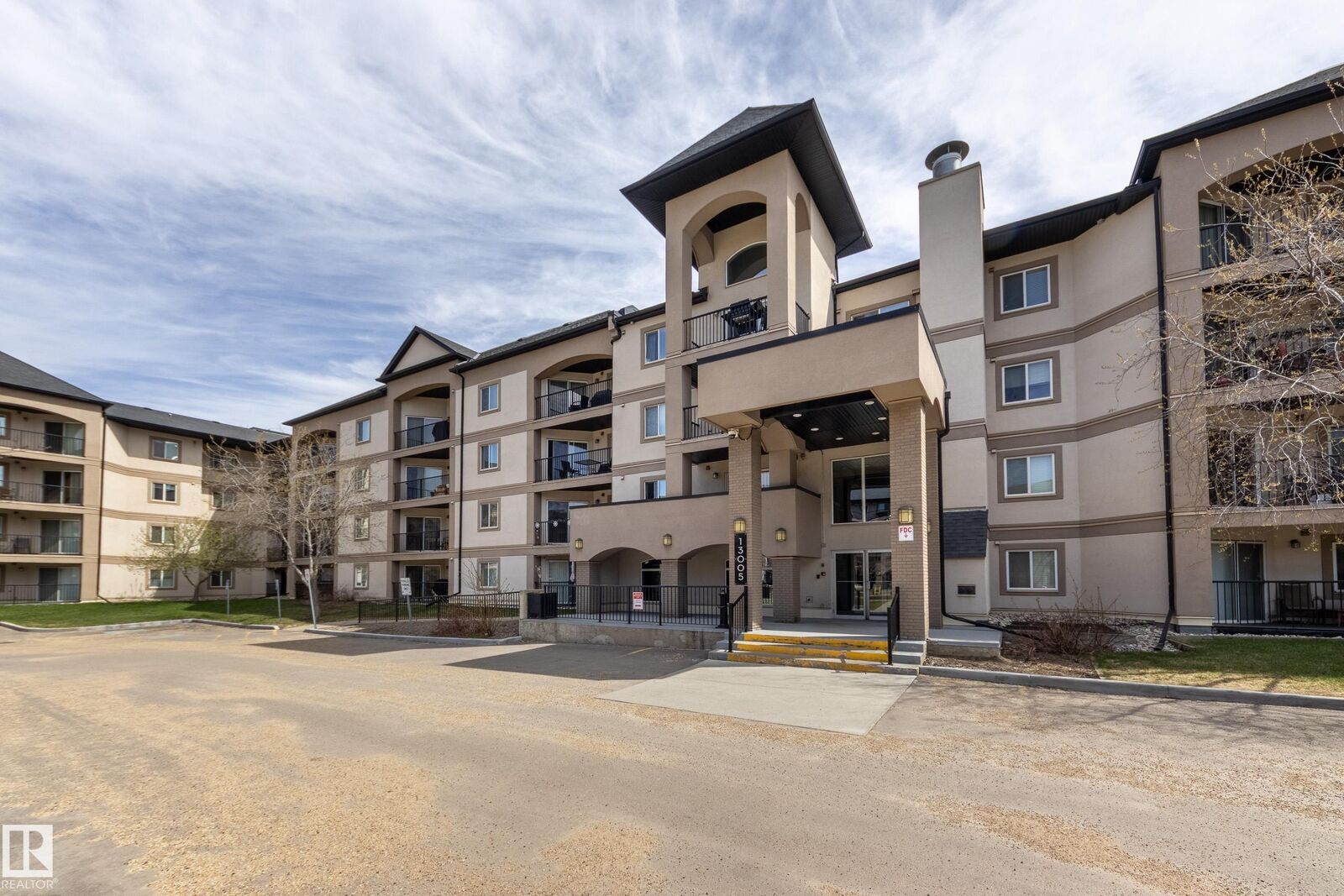Property Photo: 13005 140 Avenue NW 307 AB T6V 1X1