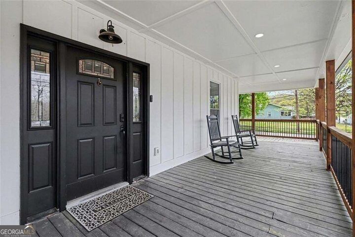 Property Photo: 417 Pennington Avenue SW GA 30161