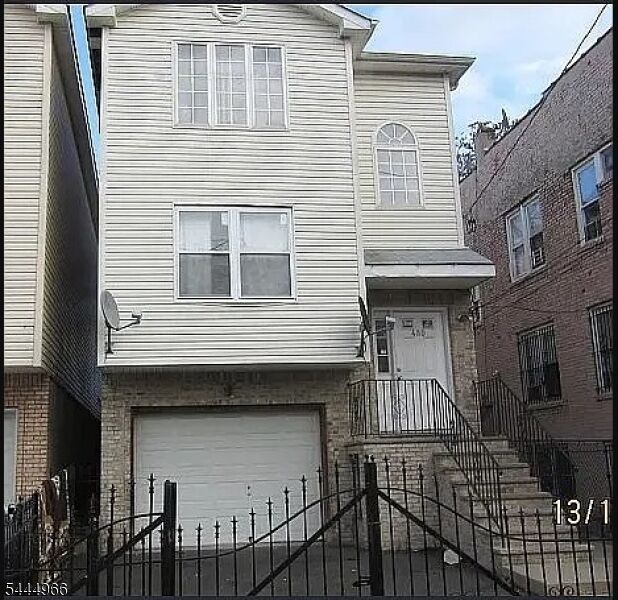 Property Photo:  480 S 17th St  NJ 07103 