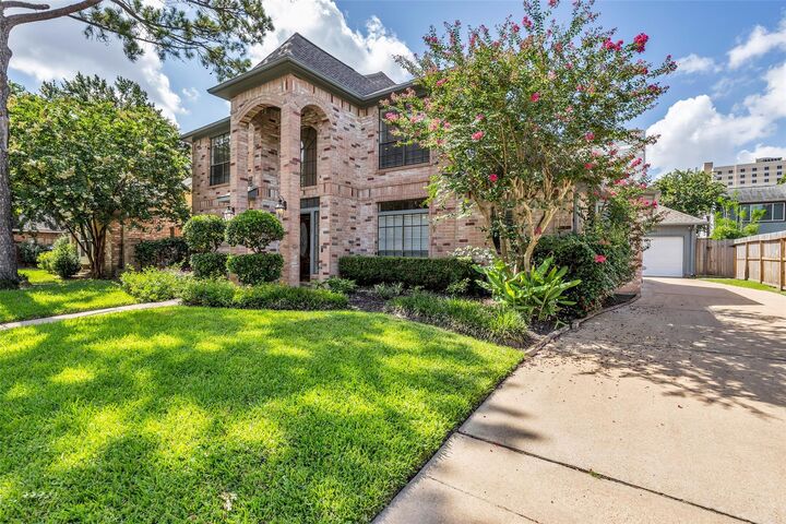 Property Photo:  11727 Pecan Creek Drive  TX 77043 