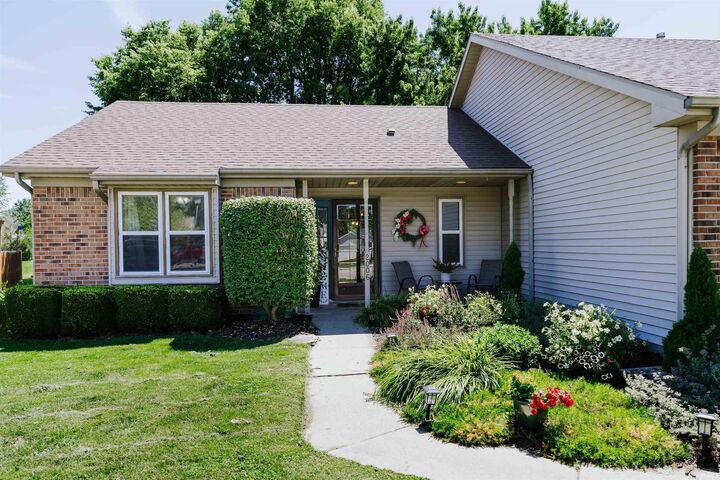 Property Photo:  2006 Bedford Court  IN 46750-4506 