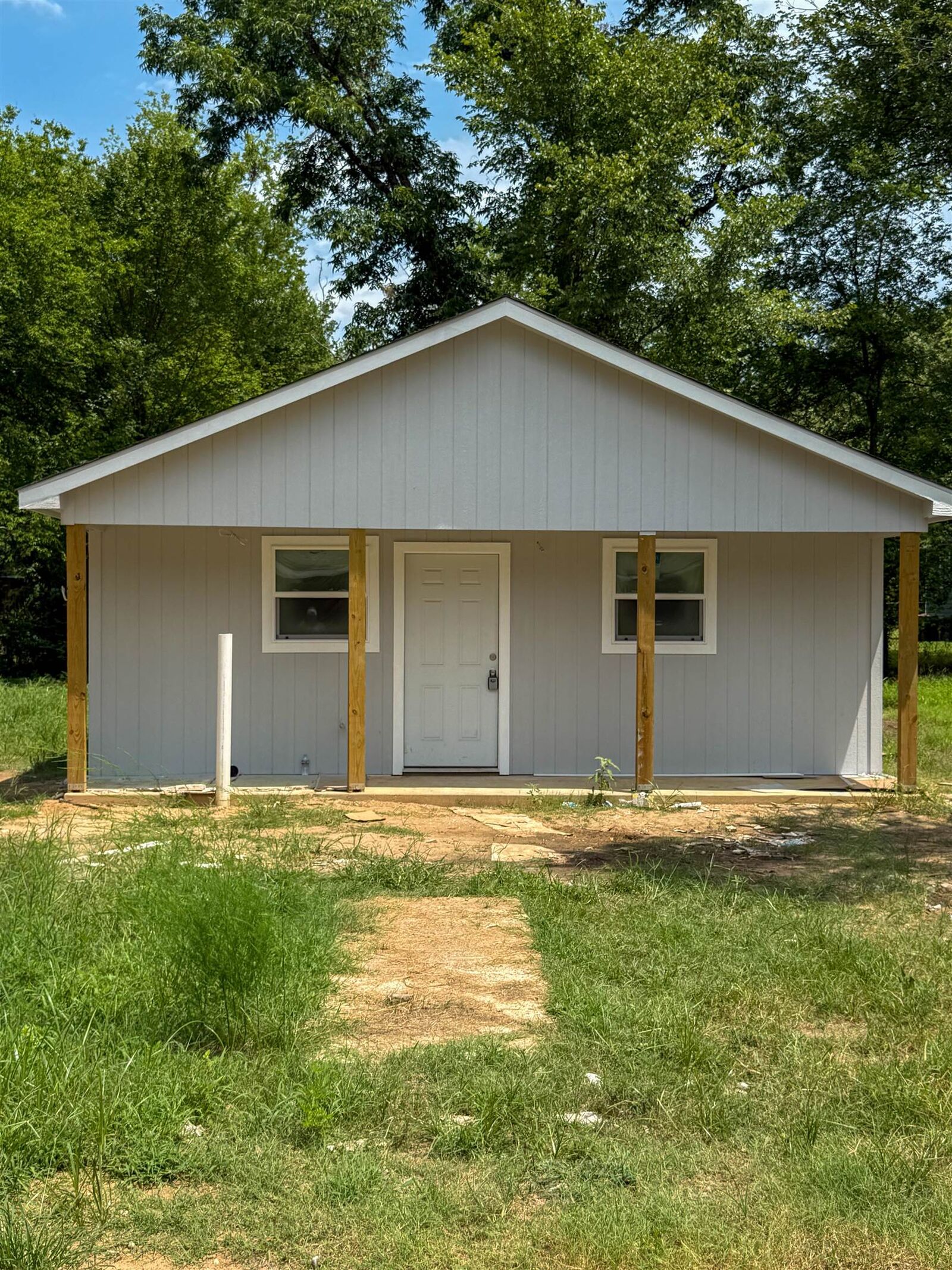 Property Photo:  412 Godfrey St  TX 75647 