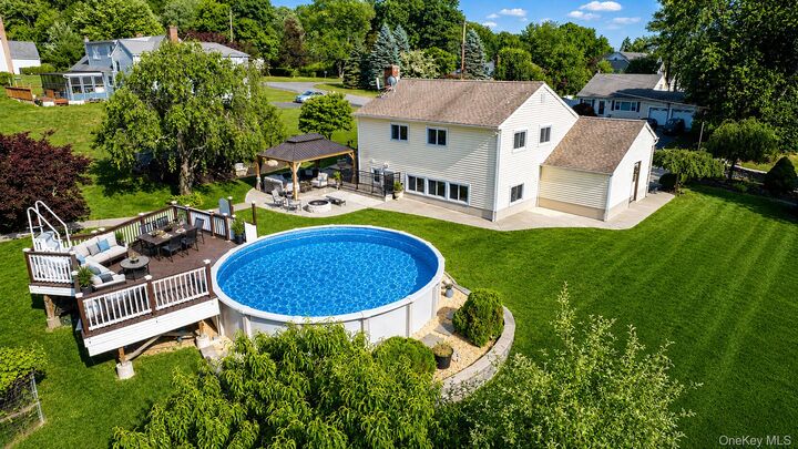 Property Photo:  688 Pleasantview Court  NY 10598 