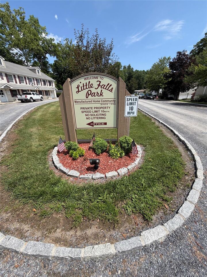 Property Photo:  1782 South Road 62  NY 12590 