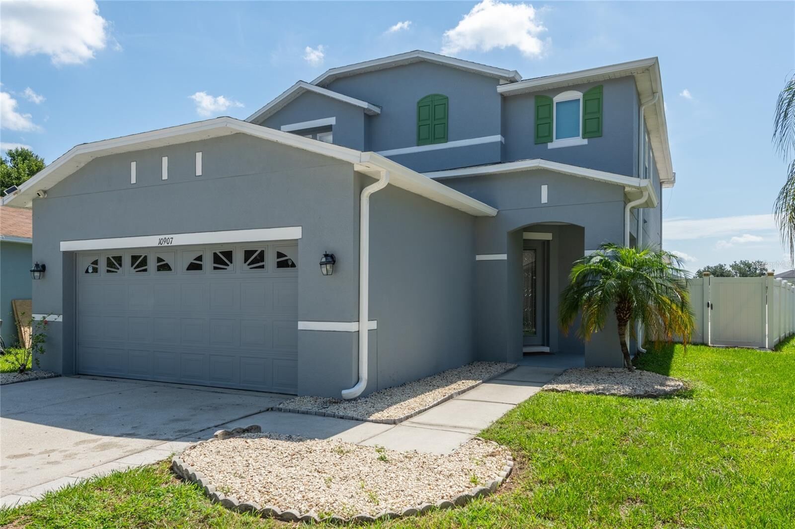 Property Photo: 10907 Golden Silence Drive FL 33579