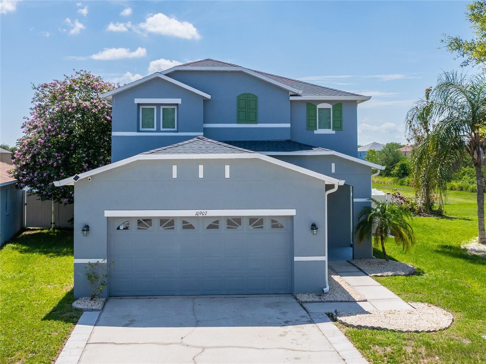 Property Photo: 10907 Golden Silence Drive FL 33579