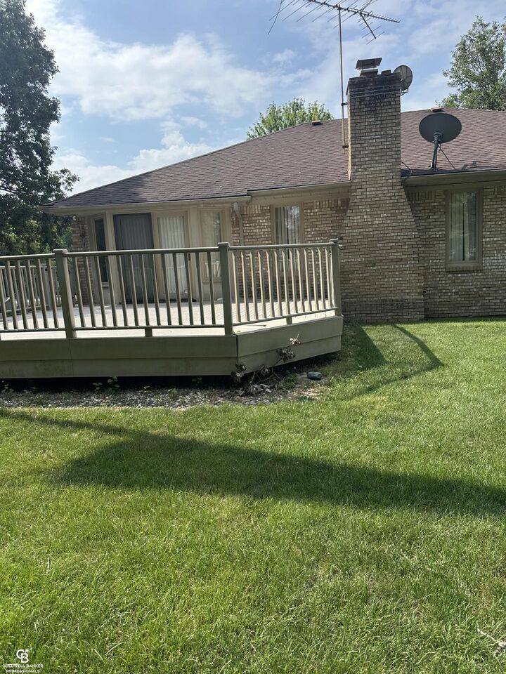Property Photo: 35981 Diane Lane MI 48062