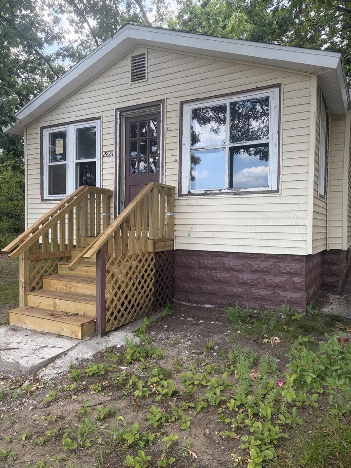 Property Photo:  2821 Jarman Street  MI 49444 