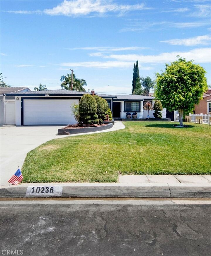 Property Photo: 10236 Mattock Avenue CA 90241