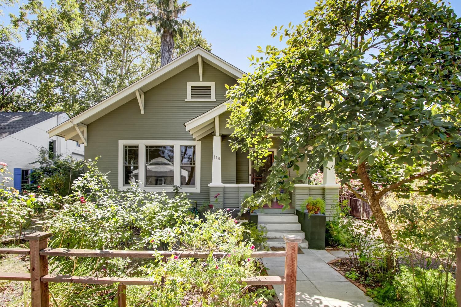 Property Photo:  118 1st Street  CA 95695 