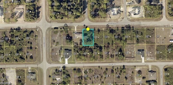 Property Photo:  940 Maddock Street E  FL 33974 