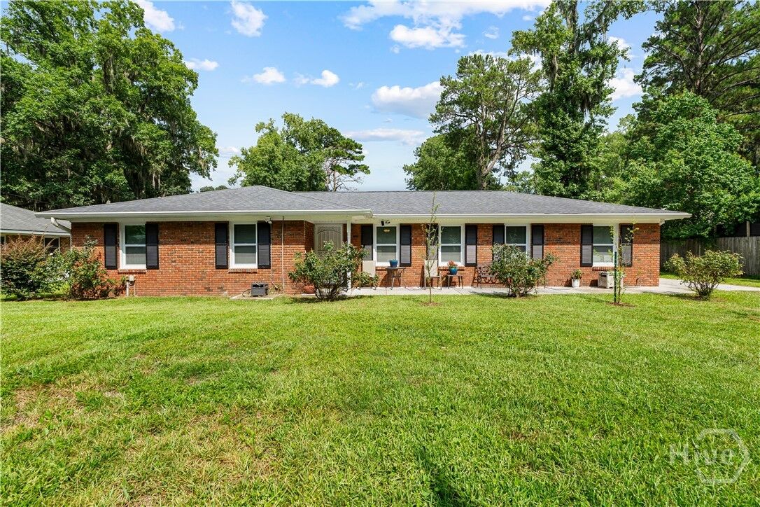 Property Photo: 5528 Garrard Avenue GA 31405