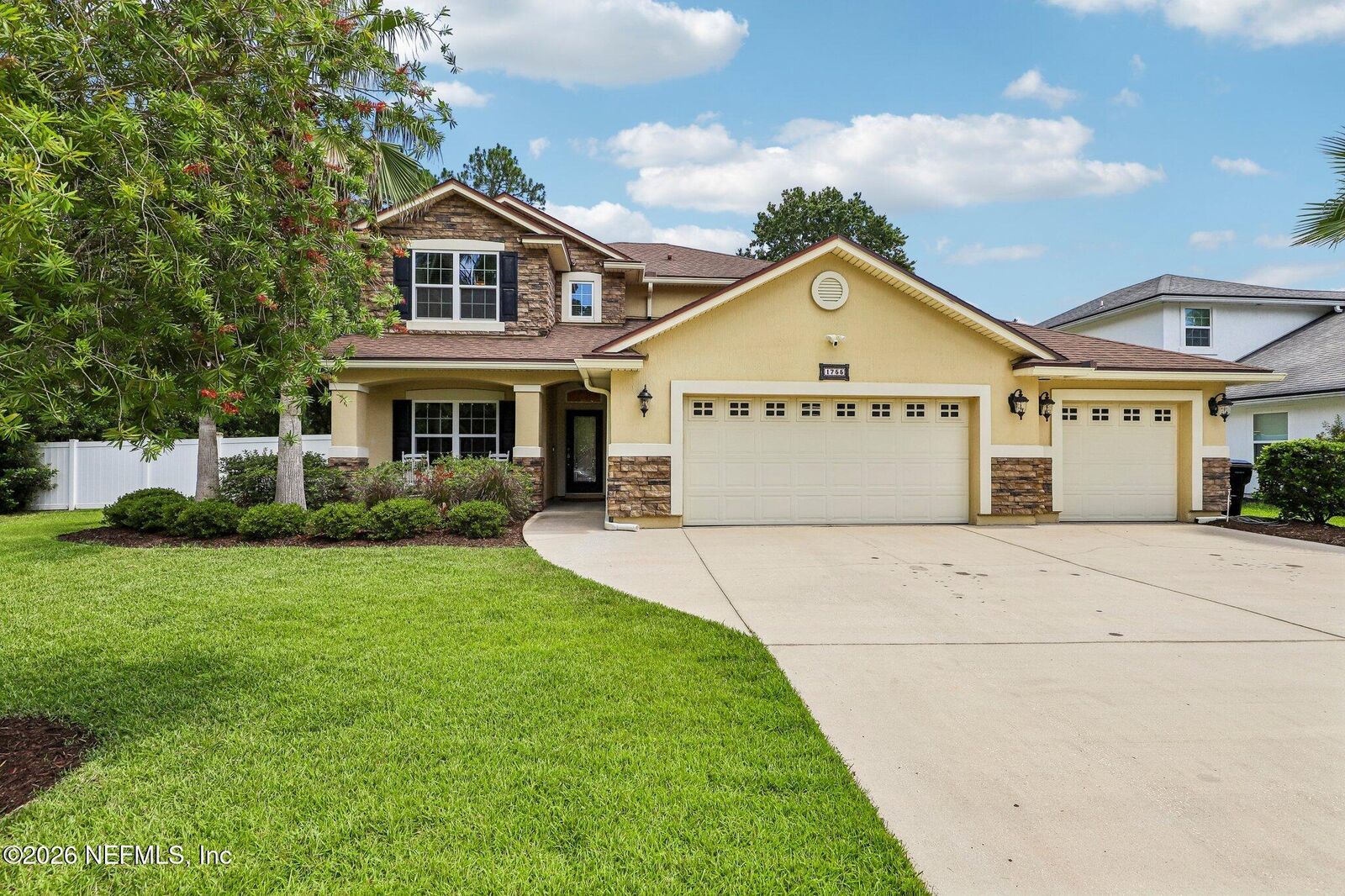 Property Photo:  1755 Eagle Crest Drive  FL 32003 