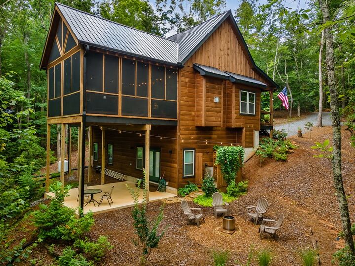 Property Photo: 167 Trails End Ridge GA 30540