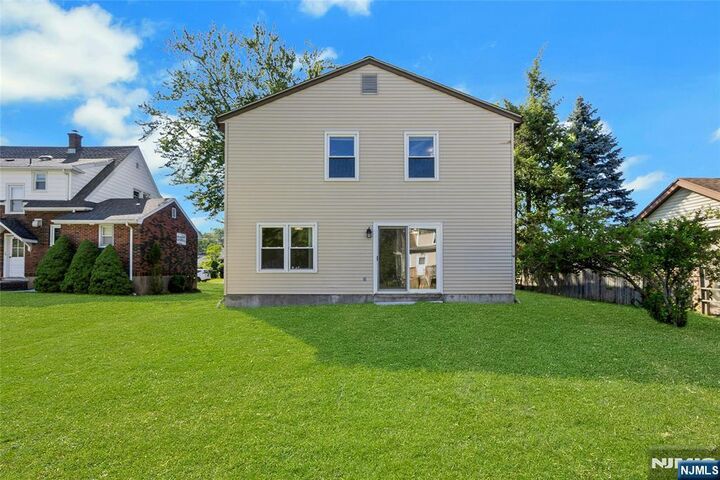 Property Photo:  176 Franklin  NJ 07647 