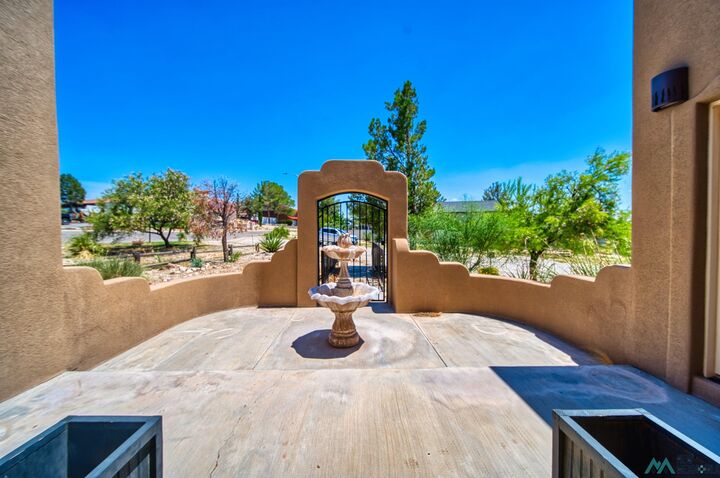 Property Photo:  3706 Brentwood Place  NM 88220 