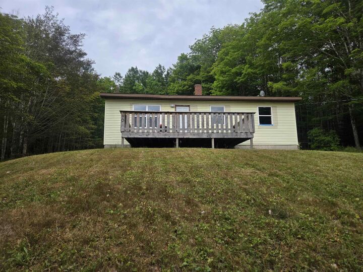 90 Riverview Road — photo 1