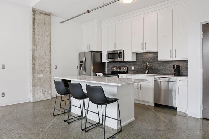 Property Photo: 350 Saint Peter Street 908 MN 55102