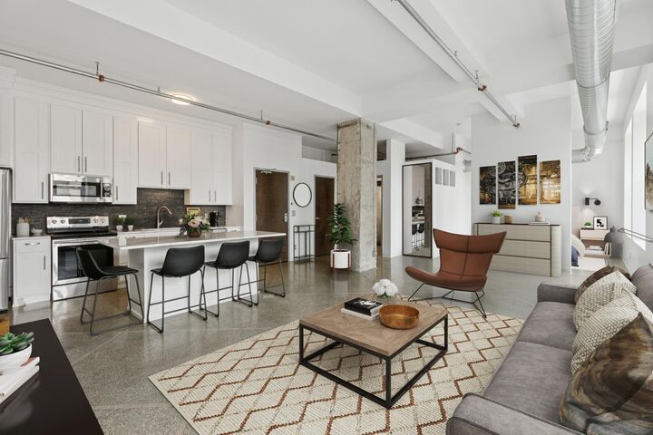 Property Photo:  350 Saint Peter Street 908  MN 55102 
