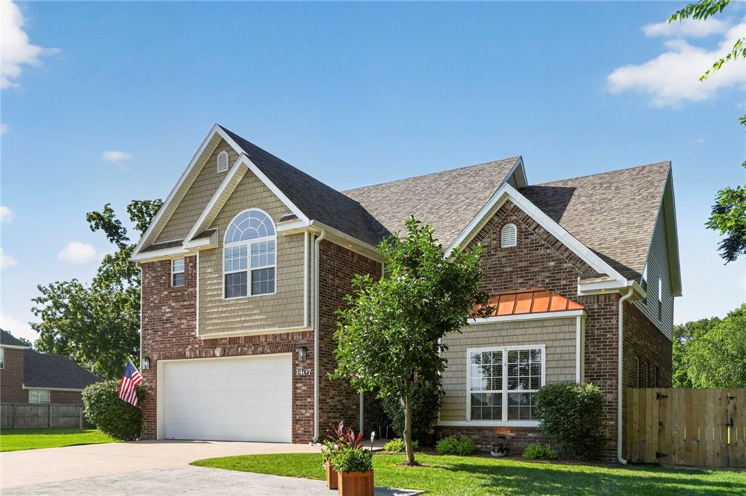 Property Photo: 1407 NW 3rd Street AR 72712