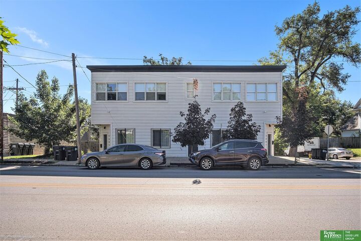 Property Photo: 2603 N 45 Street NE 68104
